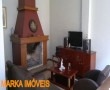 Operação: Aluguel<br />
Tipo imóvel: Casa<br />
Descrição: Casa de alvenaria - 2 pisos - térreo: 3 salas (1 de jantar integrada com cozinha e 1 ampla sala com lareira), 2 banheiros. Salão de festas com churrasqueira, pátio calçado, piscina; superior: 2 suítes 